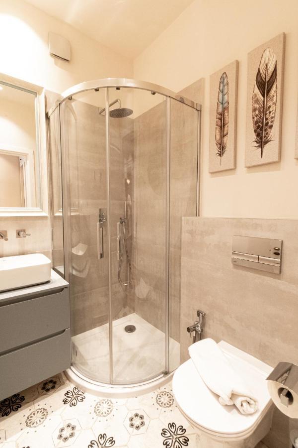 Black Gate - Quiet Studio In The Heart Of Old Town With Free Private Secured Parking Braşov Eksteriør bilde